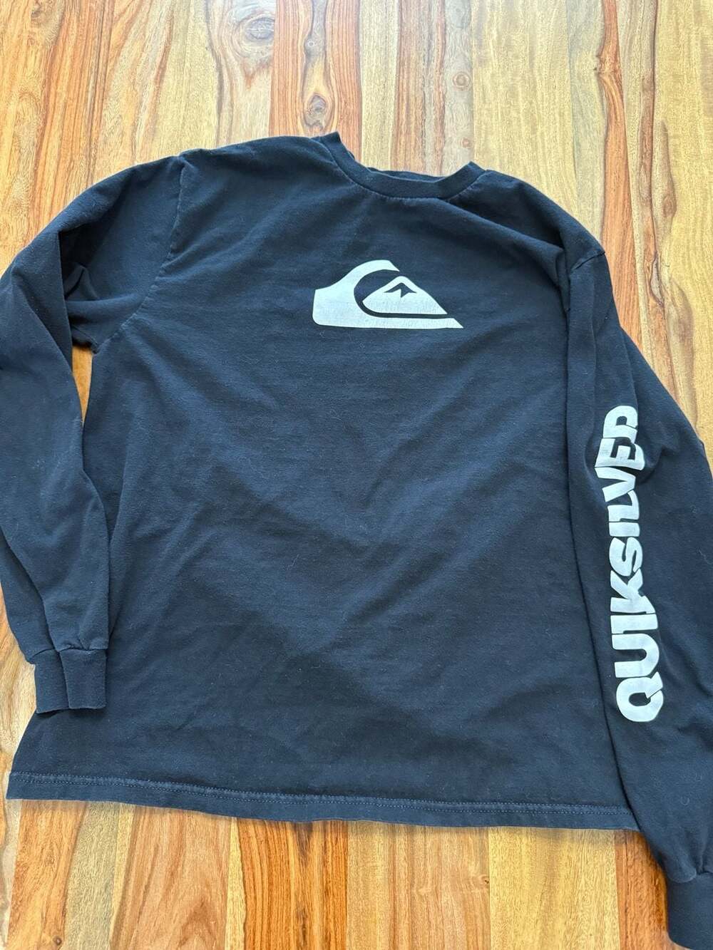 Quiksilver Men's Long Sleeve Graphic T-Shirt Black Size Small